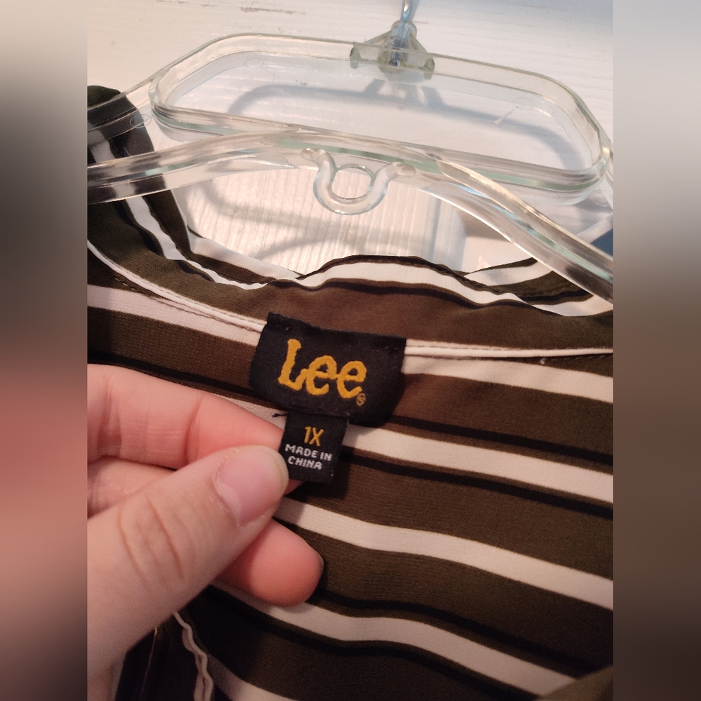Green and White Striped Button-Up Blouse by Lee - Picture 5 of 13